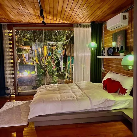 Butiq Garden Villa